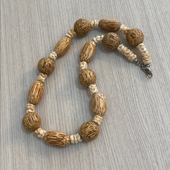 Necklace - Picture 3 of 3